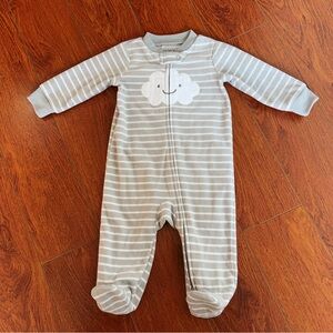 Carter’s Baby Fleece Footed Sleeper – Grey Stripe Cloud Design (6M)